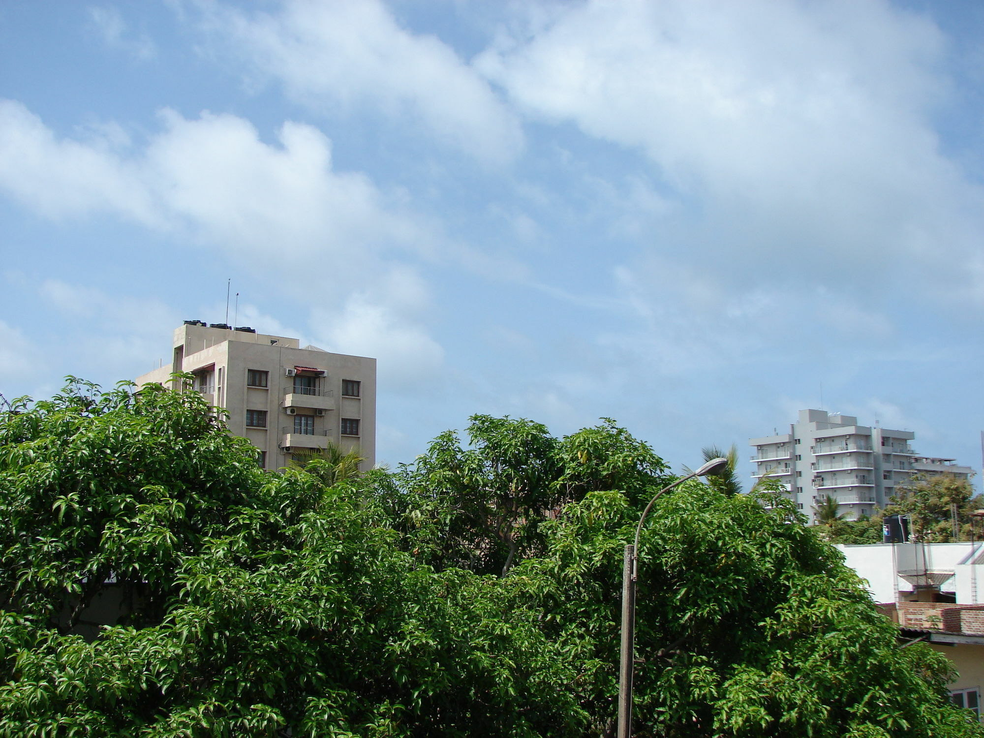 Ocean Breeze Apartment Colombo Exteriör bild